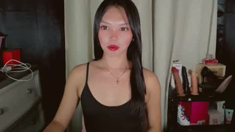 Snapshot of kitteylovesyou chatting on 03-02-26, 06:14 KITTY online show from 03-02-26, 06:14