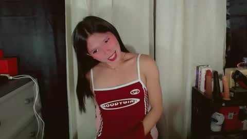 Snapshot of kitteylovesyou chatting on 03-05-26, 09:11 KITTY online show from 03-05-26, 09:11