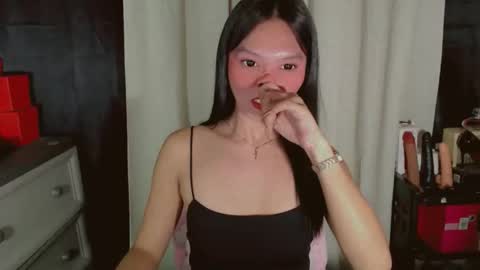 Snapshot of kitteylovesyou chatting on 03-10-26, 08:36 KITTY online show from 03-10-26, 08:36