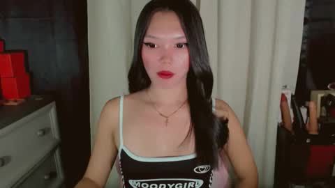 Snapshot of kitteylovesyou chatting on 03-16-26, 05:55 KITTY online show from 03-16-26, 05:55