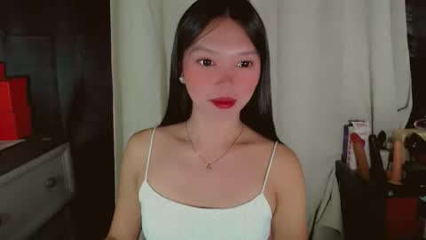 Snapshot of kitteylovesyou chatting on 03-18-26, 08:56 KITTY online show from 03-18-26, 08:56