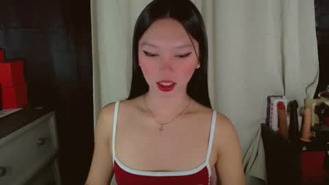 Snapshot of kitteylovesyou chatting on 03-19-26, 09:08 KITTY online show from 03-19-26, 09:08