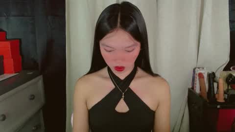 Snapshot of kitteylovesyou chatting on 03-22-26, 08:56 KITTY online show from 03-22-26, 08:56