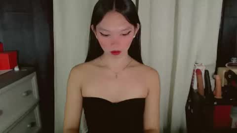 Snapshot of kitteylovesyou chatting on 04-06-26, 02:31 KITTY online show from 04-06-26, 02:31