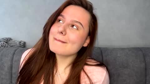 Ellaiza online show from 03-18-26, 08:17