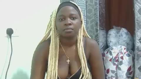 Snapshot of kitty_aura chatting on 03-25-26, 09:21 Kitty Aura online show from 03-25-26, 09:21