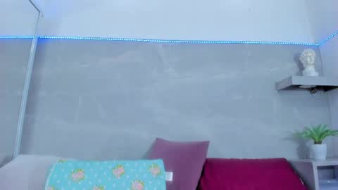 Kitty Dream01 online show from 04-16-26, 09:39