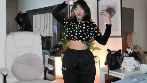 kitty online show from 04-29-26, 11:33