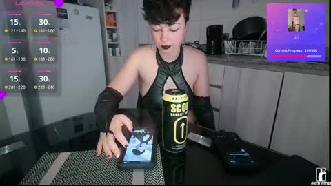 kitty_fitty29 online show from 03-18-26, 07:17