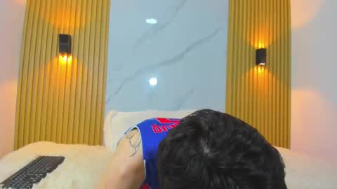 kitty_gill online show from 12-19-24, 05:40