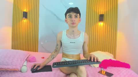 kitty_gill online show from 12-27-24, 05:26