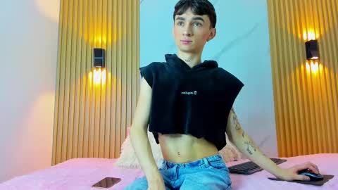 kitty_gill online show from 12-28-24, 11:30