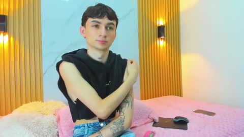 kitty_gill online show from 12-28-24, 05:35