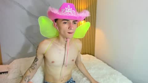 kitty_gill online show from 01-11-25, 05:29