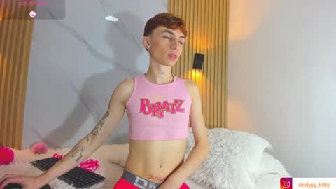 kitty_gill online show from 01-17-25, 11:17