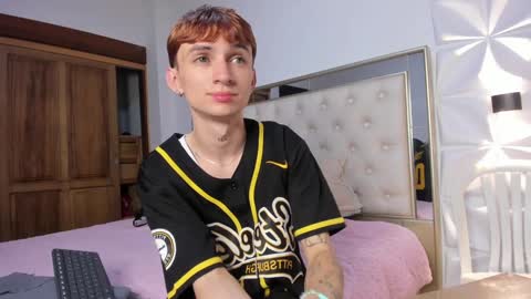 kitty_gill online show from 01-26-25, 03:27