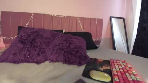 kitty_kryss online show from 03-10-26, 04:23