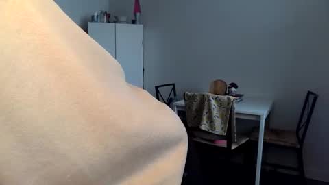 Kittyymaze online show from 03-26-26, 12:22