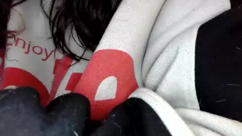 Snapshot of kittyymaze chatting on 05-28-26, 12:24 Kittyymaze online show from 05-28-26, 12:24
