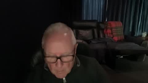 kiwi240759 online show from 04-24-26, 02:14