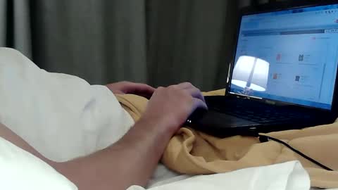 kiwibulge123 online show from 04-04-26, 07:06