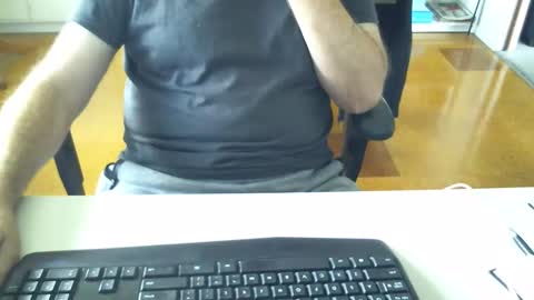 Snapshot of kiwiguy17 chatting on 03-14-26, 03:12 kiwiguy17 online show from 03-14-26, 03:12