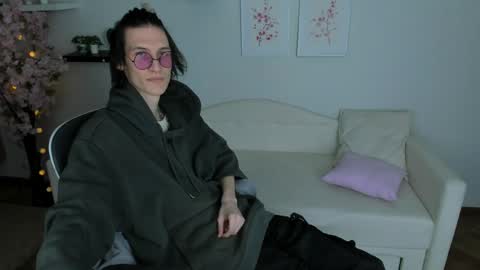 Snapshot of klaude_jam chatting on 04-09-26, 10:42 Klaude Jam online show from 04-09-26, 10:42