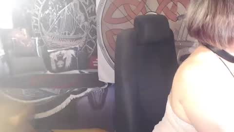 Snapshot of kleiner_teufel chatting on 03-16-26, 07:23 Michelle online show from 03-16-26, 07:23