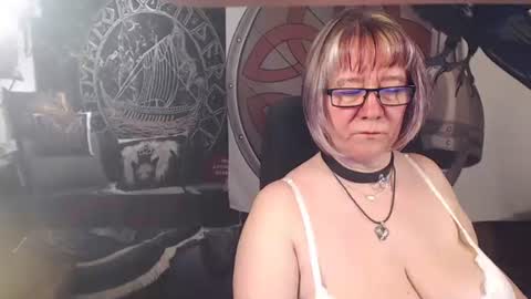 Snapshot of kleiner_teufel chatting on 03-23-26, 06:56 Michelle online show from 03-23-26, 06:56
