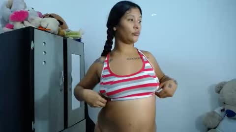 kloe minajj online show from 05-10-26, 12:38