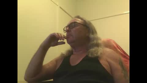 knobout online show from 03-26-26, 12:44