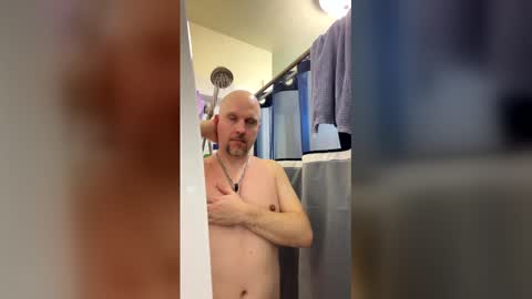 knotdaddy1983 online show from 04-10-26, 03:06