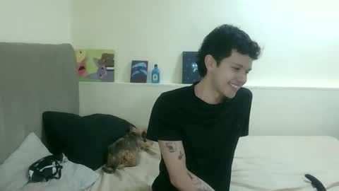 Snapshot of koiseraphin chatting on 05-30-26, 03:14 Jacob and Victoria online show from 05-30-26, 03:14