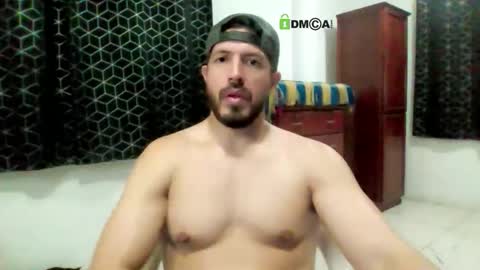 kolombianox online show from 04-12-26, 01:43