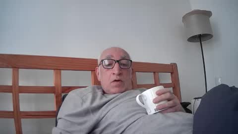 Snapshot of kooman65 chatting on 04-16-26, 06:47 kooman65 online show from 04-16-26, 06:47