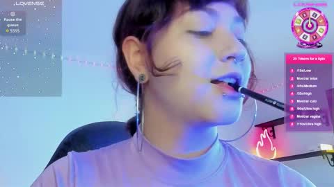 Snapshot of kora_red999 chatting on 01-07-26, 01:24 Kora Red online show from 01-07-26, 01:24