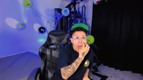 Sara  Altgirl  online show from 10-25-25, 02:56