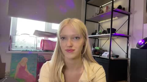 Snapshot of kortneyhiedeman chatting on 07-30-26, 06:29 Ariela online show from 07-30-26, 06:29