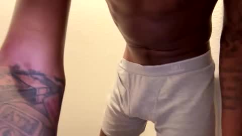 Snapshot of kreamiepie chatting on 03-08-25, 11:49 kreamiepie online show from 03-08-25, 11:49