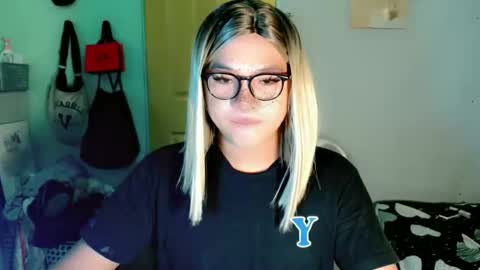 krezikeed online show from 04-15-26, 01:01