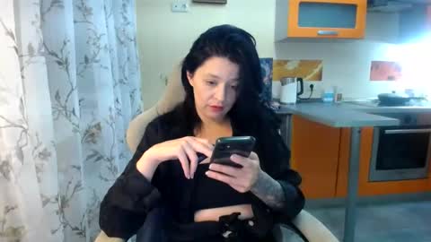 Kris online show from 07-06-26, 10:23
