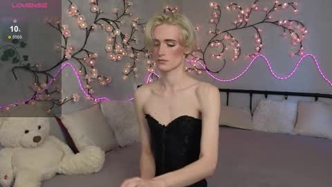 Kris online show from 03-28-26, 09:53