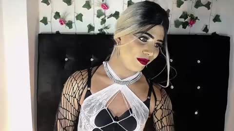 kristal_queen01 online show from 03-22-26, 07:45