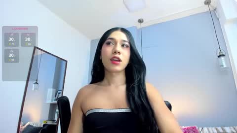 Snapshot of kristall_swan chatting on 02-10-26, 01:37 Kristall online show from 02-10-26, 01:37