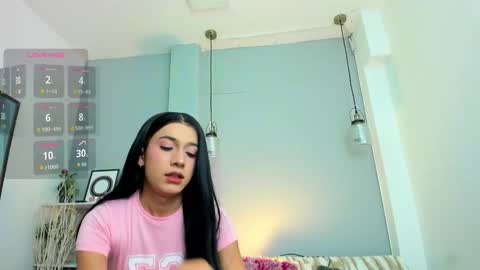 Snapshot of kristall_swan chatting on 02-26-26, 01:43 Kristall online show from 02-26-26, 01:43