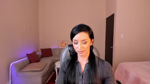 Sophia online show from 05-25-26, 08:26