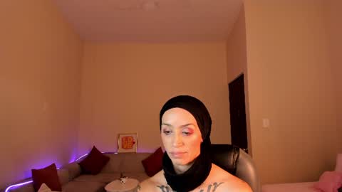 Sophia online show from 07-01-26, 07:24