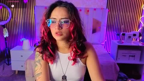 kristen_tay online show from 04-10-26, 03:01