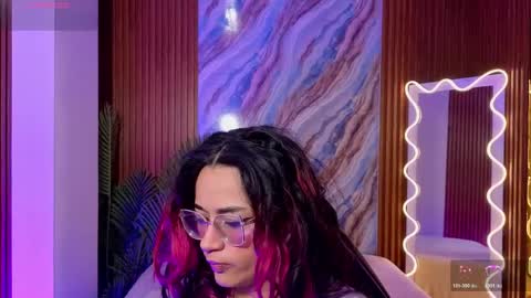 Snapshot of kristen_tay chatting on 06-07-26, 02:48 kristen_tay online show from 06-07-26, 02:48