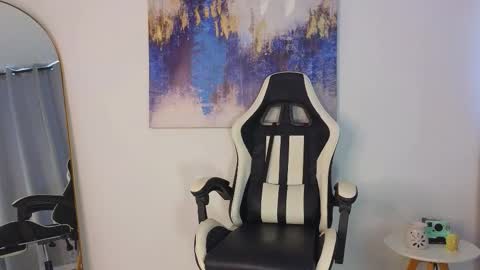 Kris online show from 11-19-25, 02:17